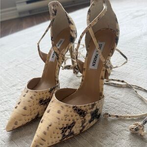 Steve Madden Beige Snake Print Heels